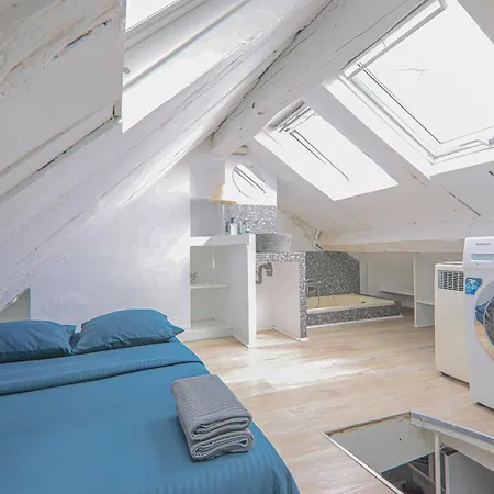 Apartment-4p-city Centre Lescot With Netflix Апартаменты Париж