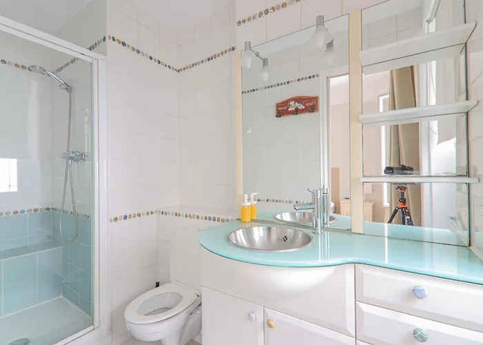 Apartment-4p-city Centre Lescot With Netflix Paris