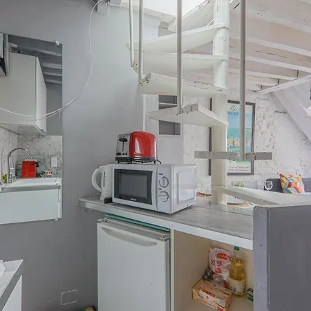 Apartment-4p-city Centre Lescot With Netflix * Paris