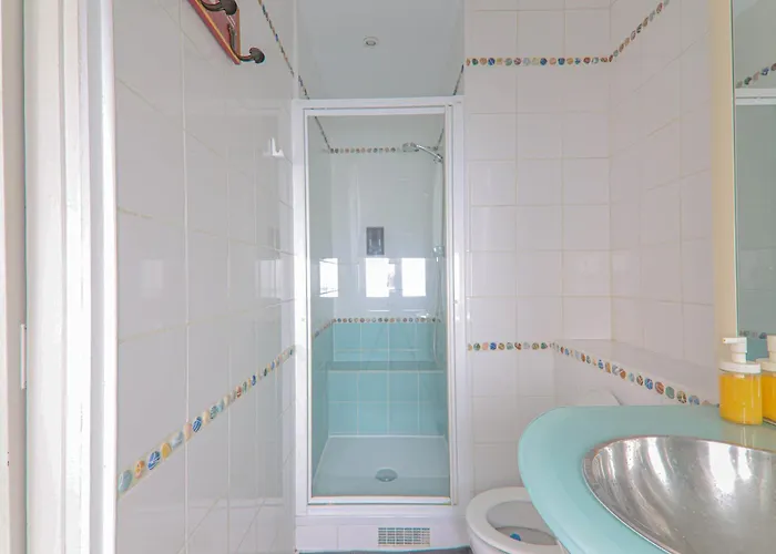 Apartment-4p-city Centre Lescot With Netflix *